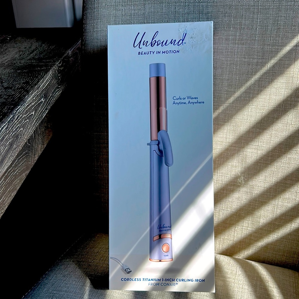 Cordless titanium 1- inch curling iron